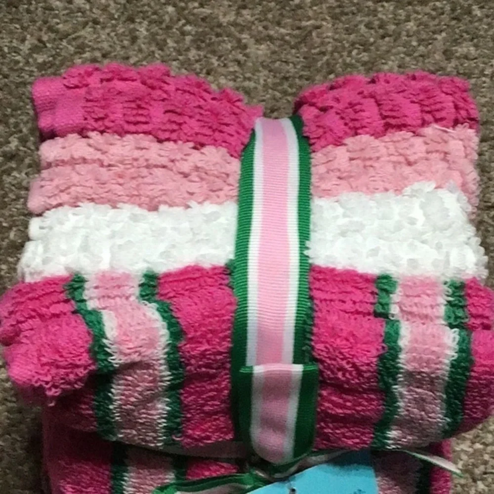 New 2 pks-8 count washcloths